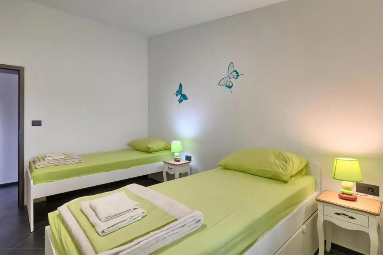 Apartments Ines Pula 0*,  Croatia