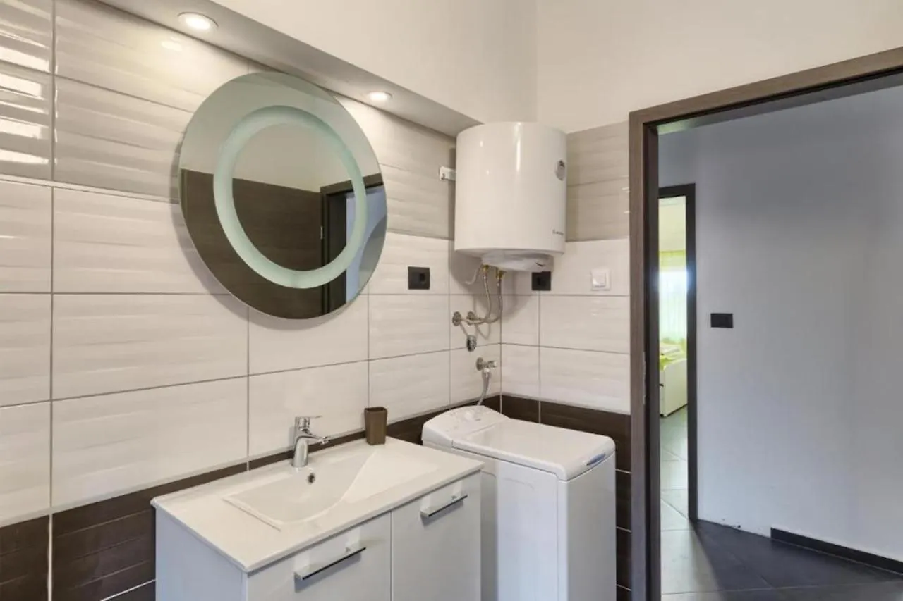 Apartments Ines Pula