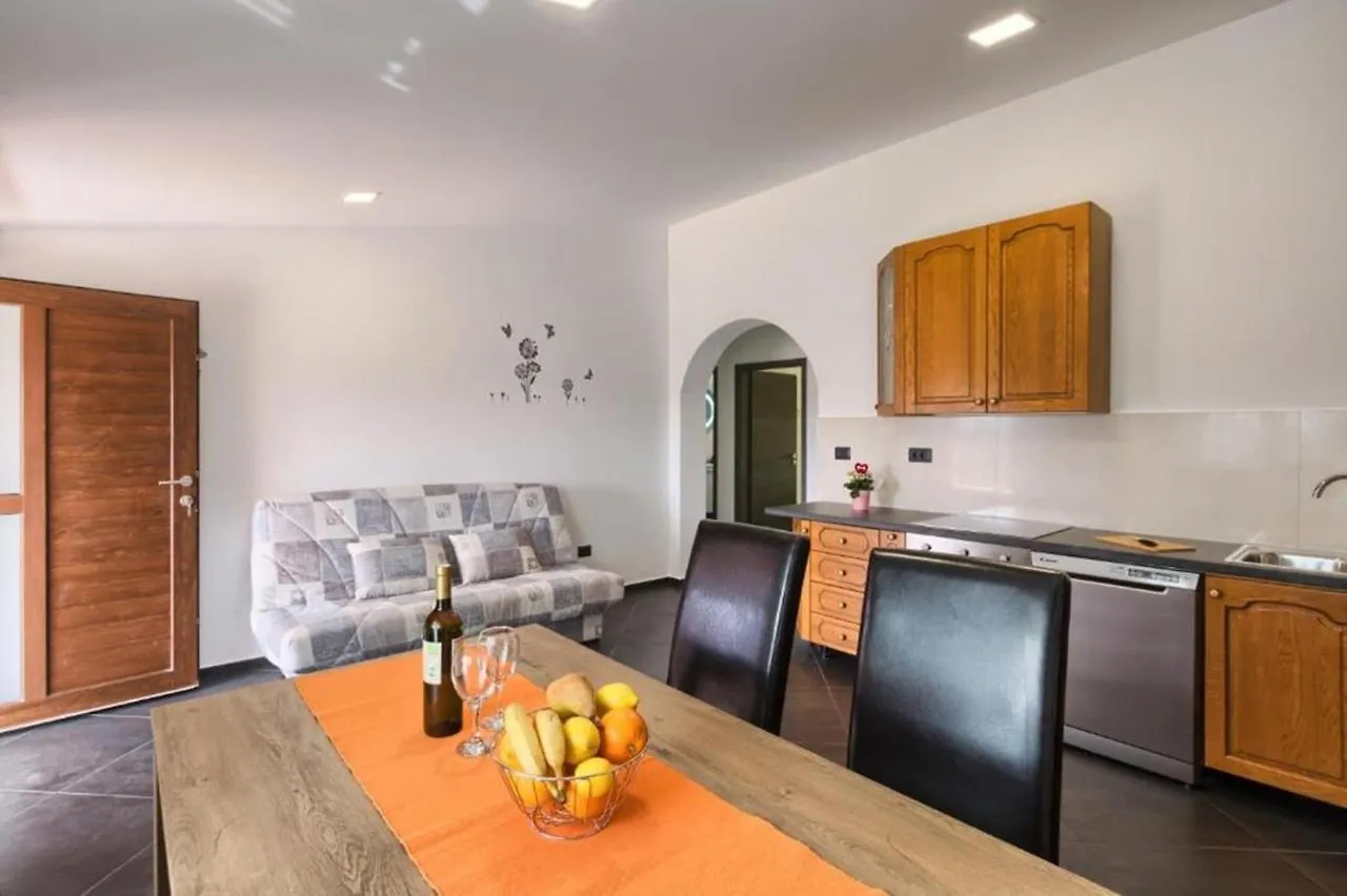 Apartments Ines Pula