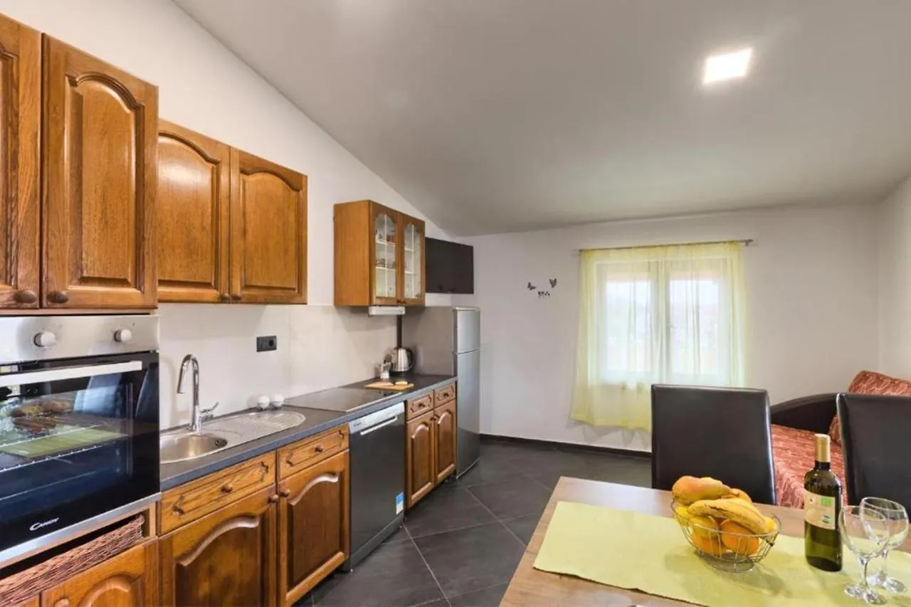 Apartments Ines Pula Croatia